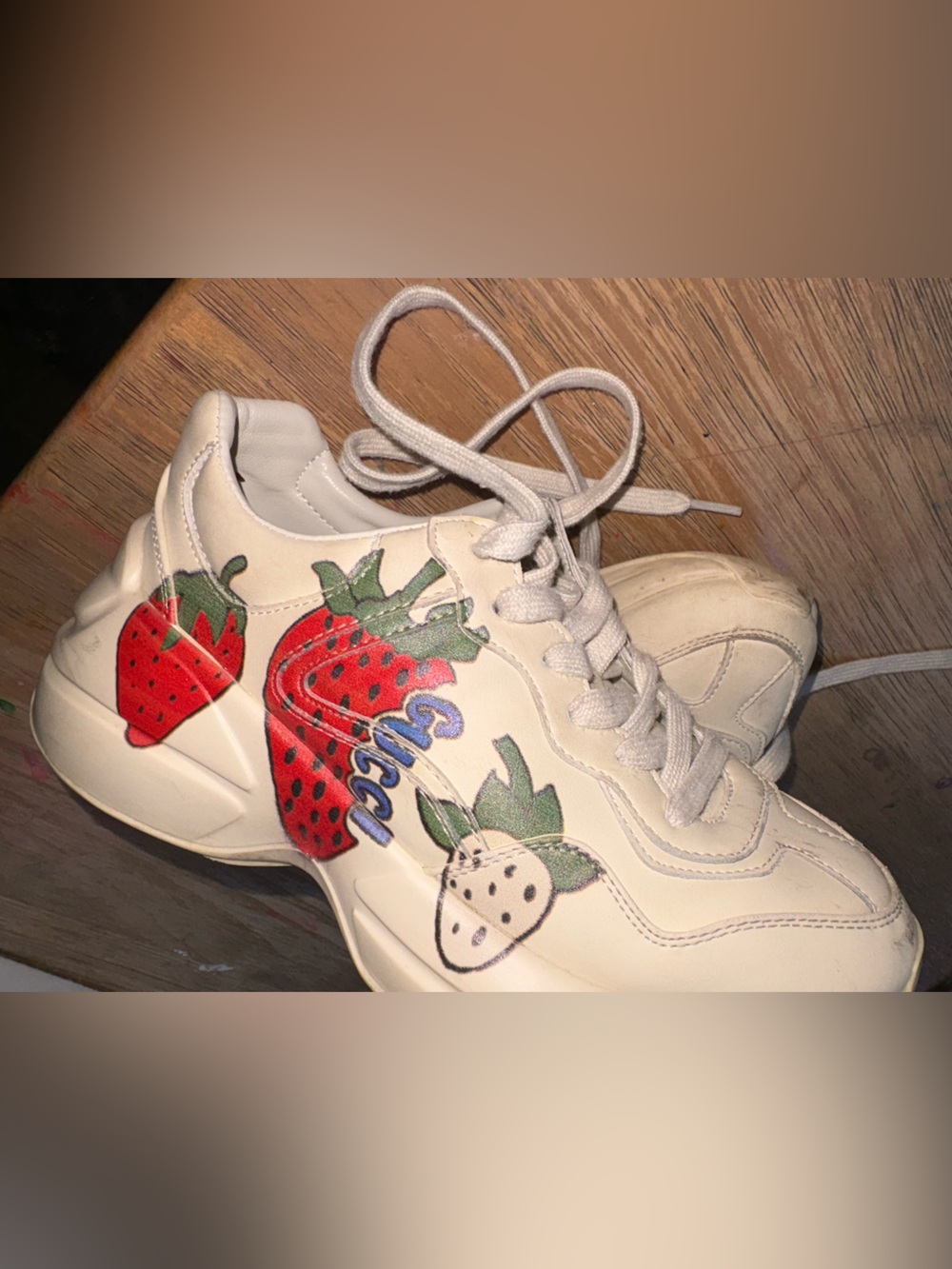 GUCCI Rhython Strawberry Sneaker - Picture 5 of 16